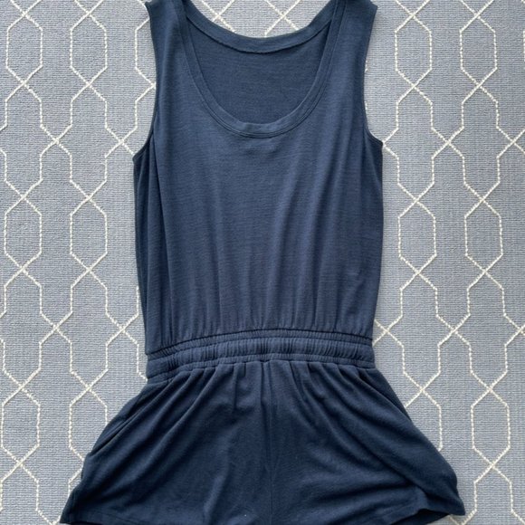 Wilfred Free Navy Reposa Luxe Jersey Knit Izabel Romper Women's Size M (Medium) - Picture 4 of 5